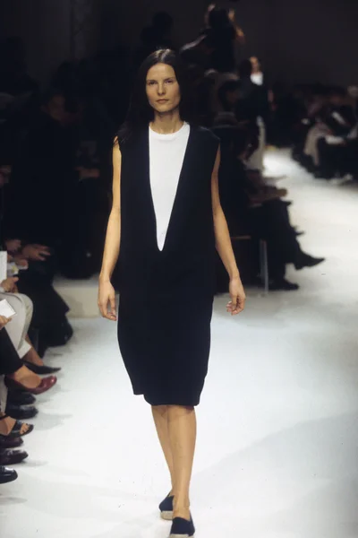 Look 1